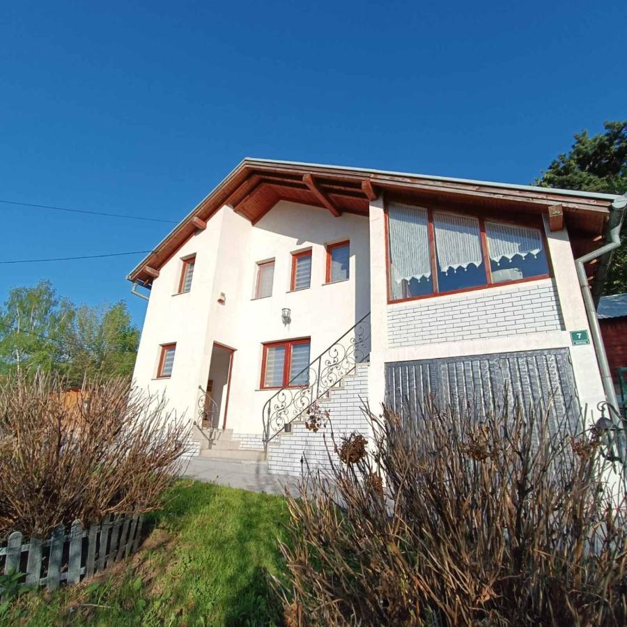 Holiday Home Green ซาราเยโว ภายนอก รูปภาพ