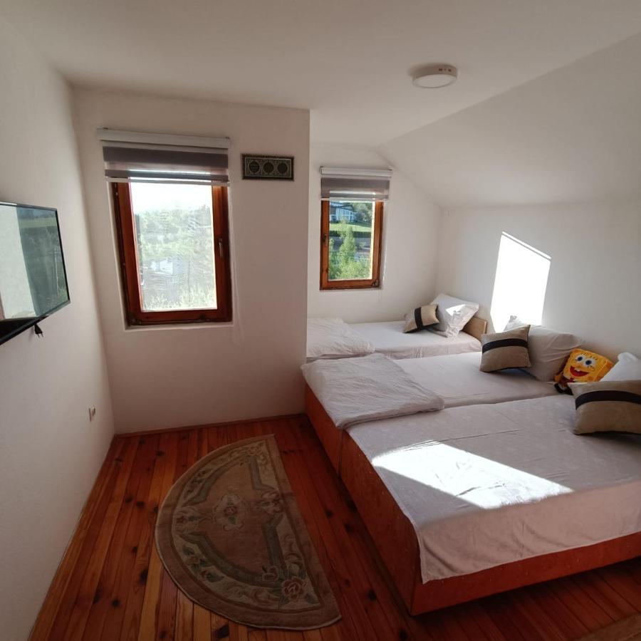 Holiday Home Green ซาราเยโว ภายนอก รูปภาพ