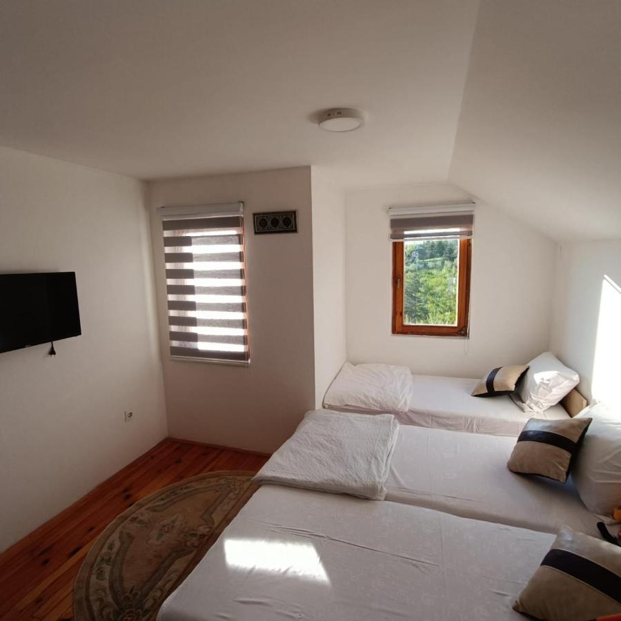 Holiday Home Green ซาราเยโว ภายนอก รูปภาพ