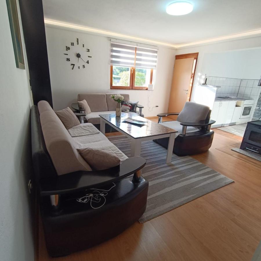 Holiday Home Green ซาราเยโว ภายนอก รูปภาพ